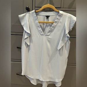 Ann Taylor size M sleeveless Blouse